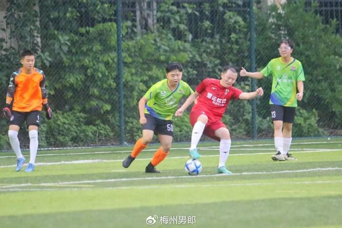 球队稳扎稳打，一场胜利在握的简单介绍